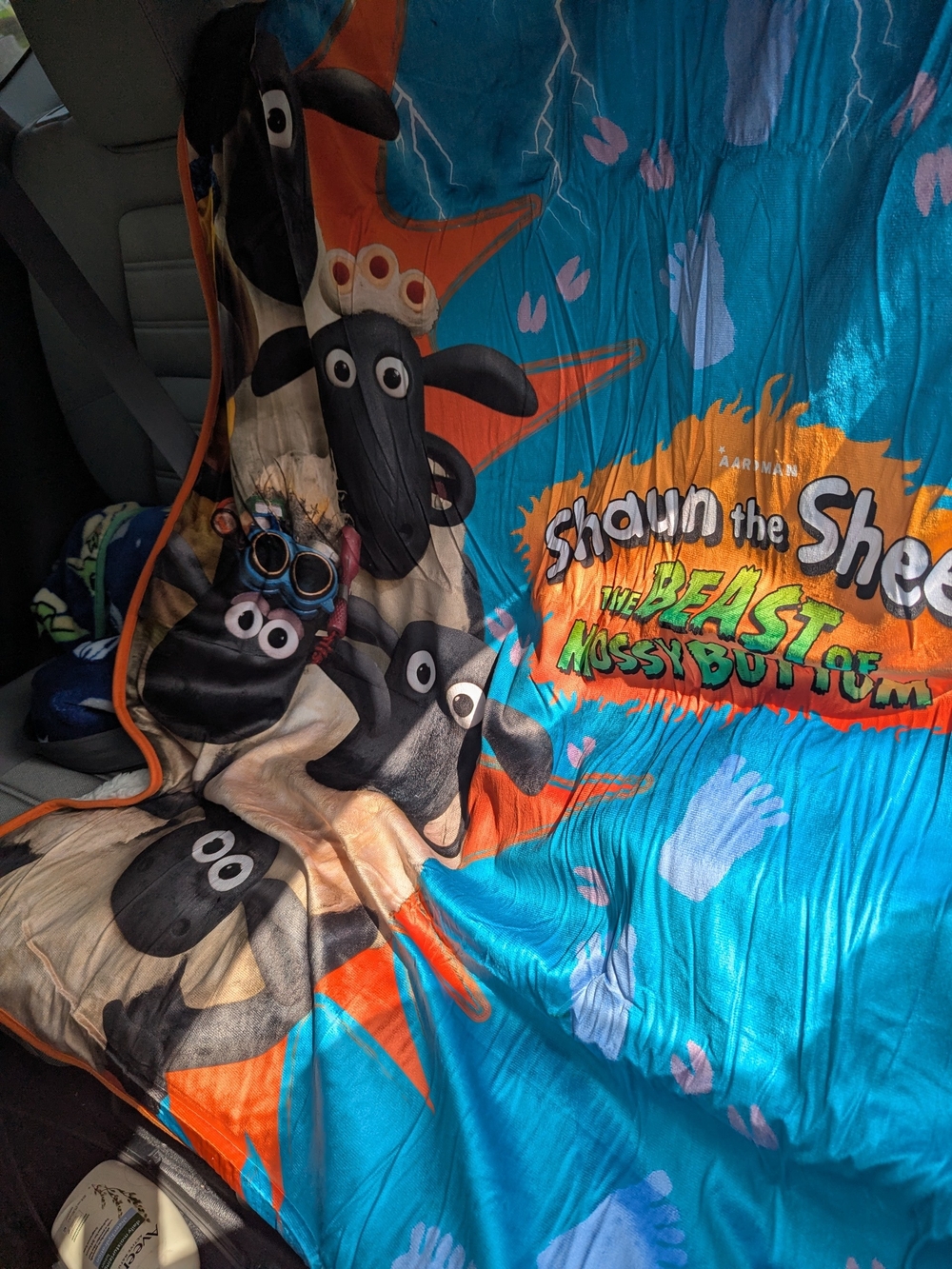 shaun the sheep beast of mossy bottom throw blanket